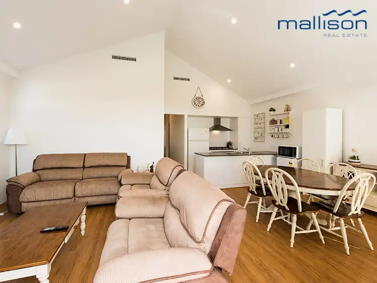 185 Lake Valley Drive, Lakelands WA 6180