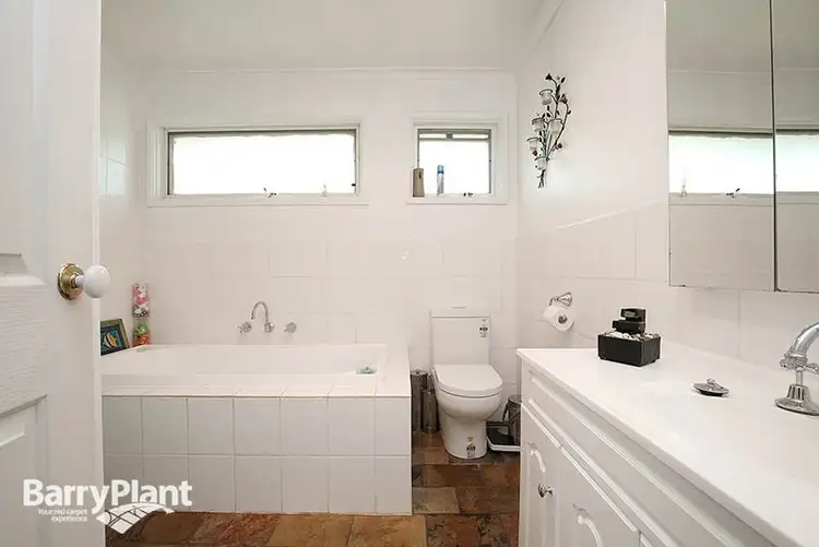 Sixth view of Homely house listing, 1 Chrystobel Court, Coldstream VIC 3770