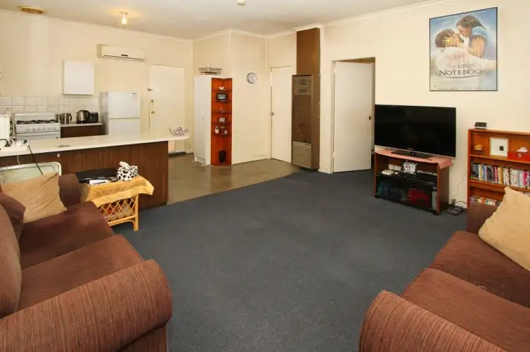 8/25-27 Newton Crescent, Lalor VIC 3075