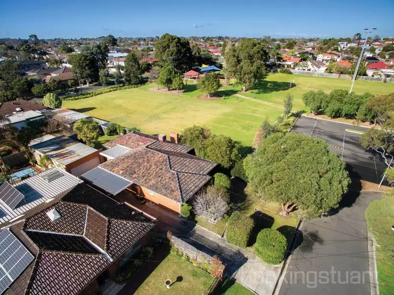 Main view of Homely house listing, 2 Dromana Avenue, Bentleigh East VIC 3165