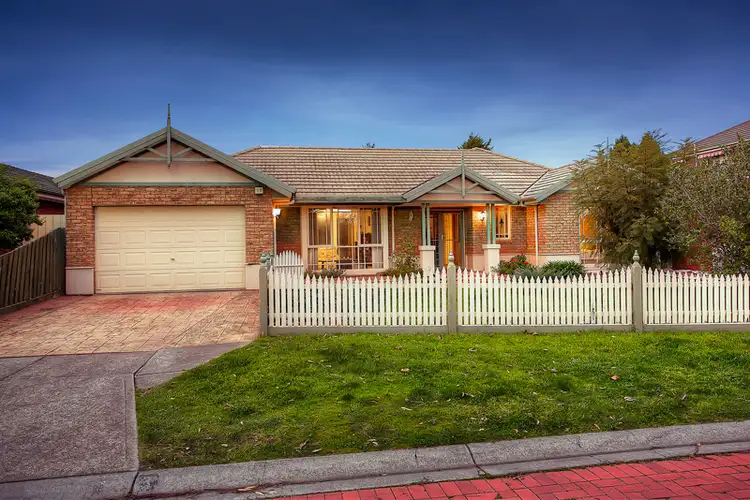3 Garden Close, Hillside VIC 3037