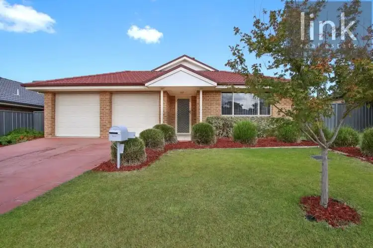 19 Myotis Street, Thurgoona NSW 2640