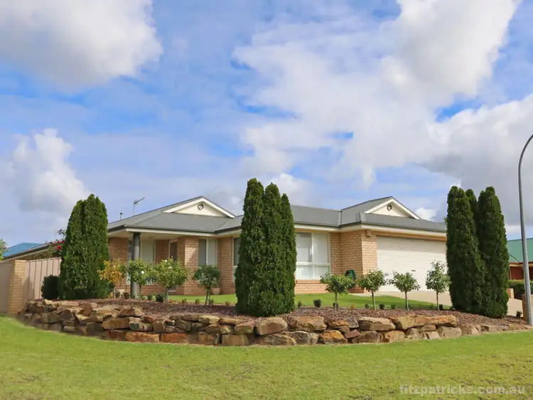 10 Bourkelands Drive, Bourkelands NSW 2650