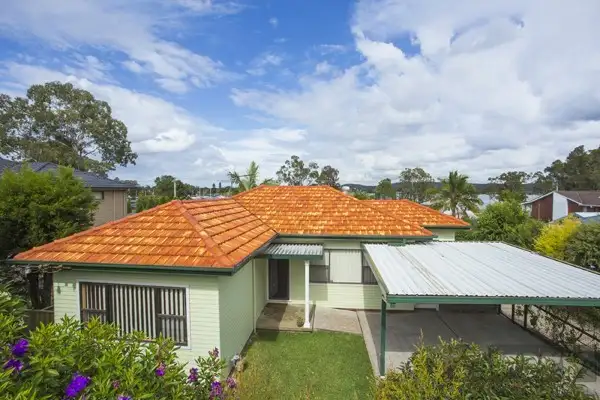 77 Bay Road, Bolton Point NSW 2283
