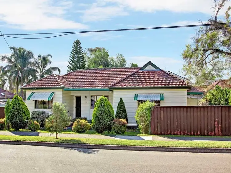 2 Martin Street, Roselands NSW 2196