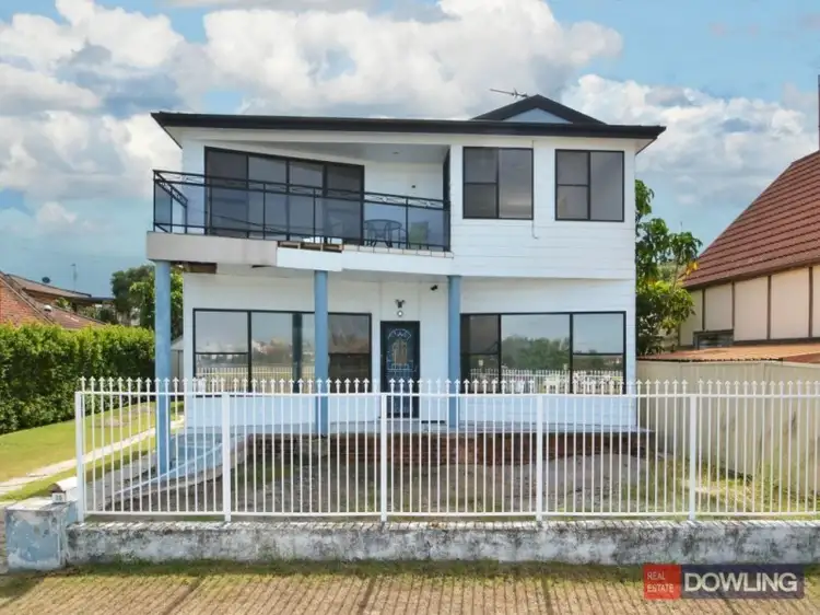 10 Hunter Street, Stockton NSW 2295