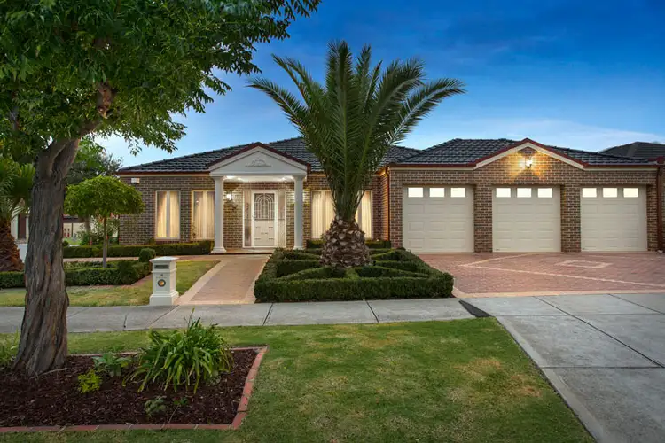 11 Elderwood Court, Taylors Hill VIC 3037