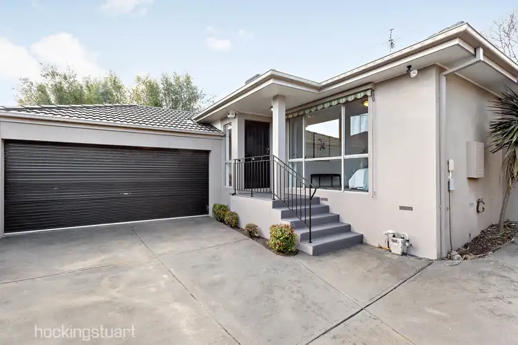 Main view of Homely unit listing, 2/35 Kirstina Road, Glen Waverley VIC 3150