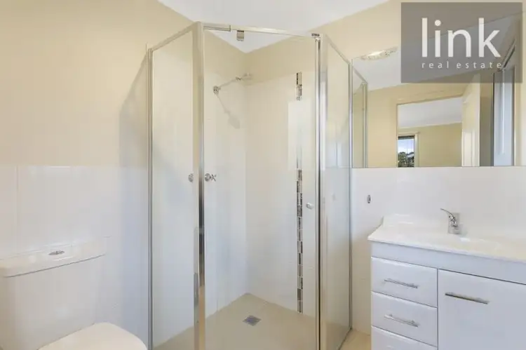 Fifth view of Homely house listing, 5 Cremin Court, Thurgoona NSW 2640