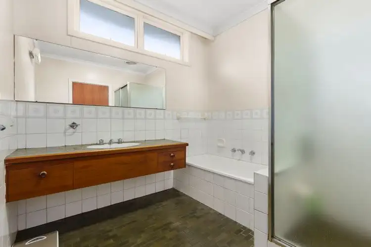 Fifth view of Homely house listing, 7 Adley Court, Vermont South VIC 3133