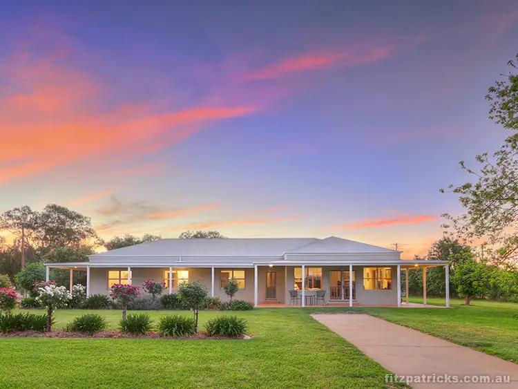 42 Redbank Road, Lake Albert NSW 2650