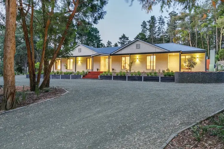 32 Hiscock Gully Road, Buninyong VIC 3357