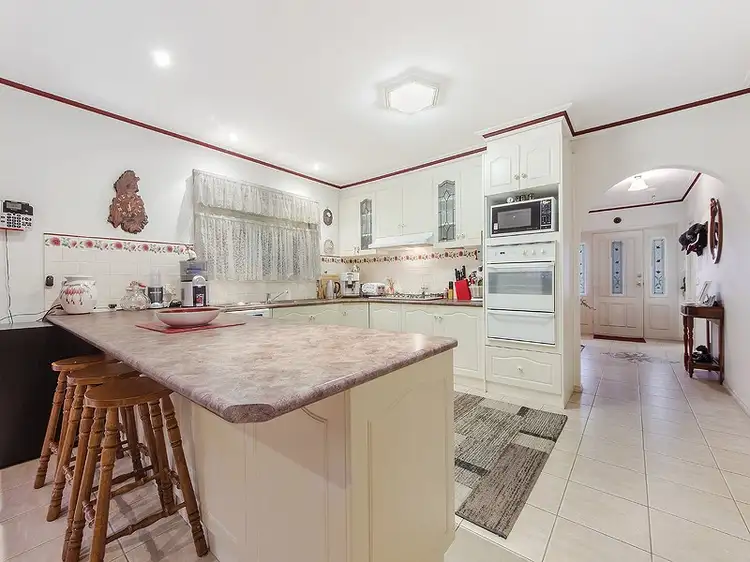 Second view of Homely house listing, 4 Botanic Drive, Hillside VIC 3037