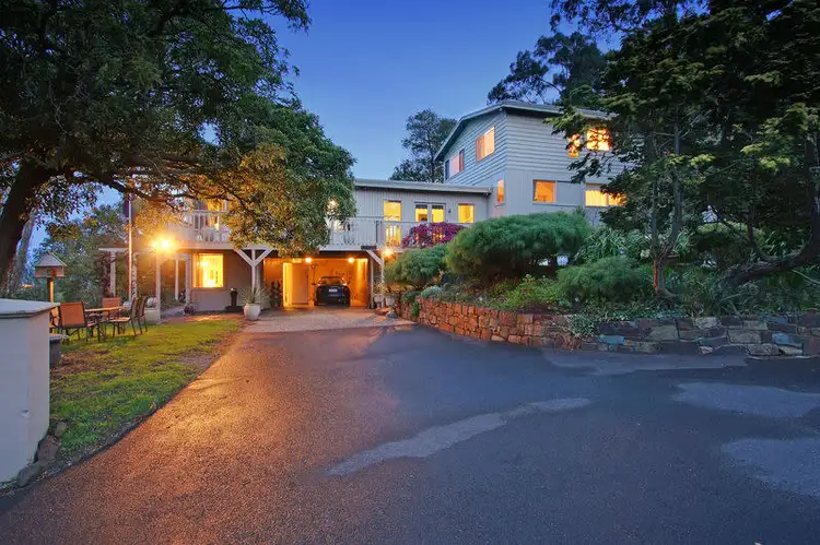 Second view of Homely house listing, 3 Craigielea Place, Ringwood East VIC 3135