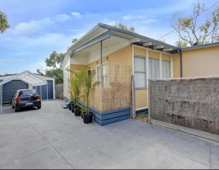 41 Norfolk Crescent, Frankston North VIC 3200