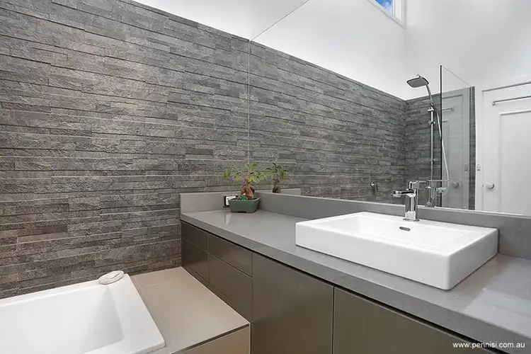 Second view of Homely villa listing, 4/6 Ballater Street, Essendon VIC 3040