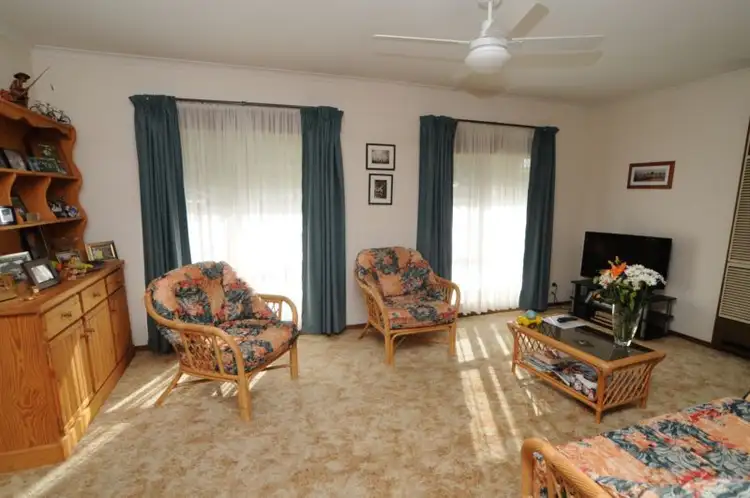 Sixth view of Homely unit listing, 1/51 Hulme Drive, Wangaratta VIC 3677