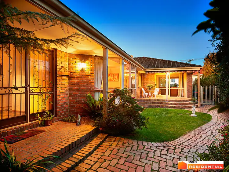 4 Freemantle Drive, Wantirna South VIC 3152