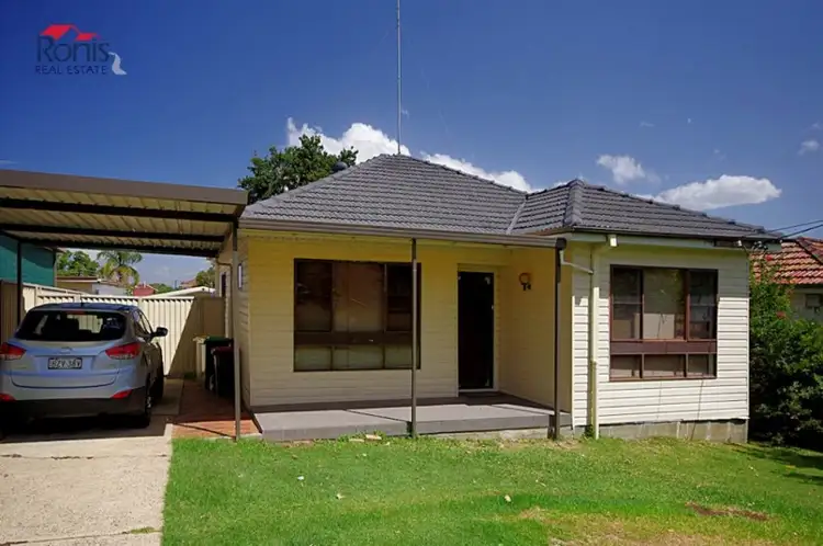 13 Winifred St, Condell Park NSW 2200