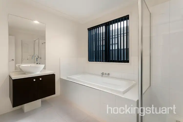 Seventh view of Homely house listing, 29 Camelot Drive, Tarneit VIC 3029