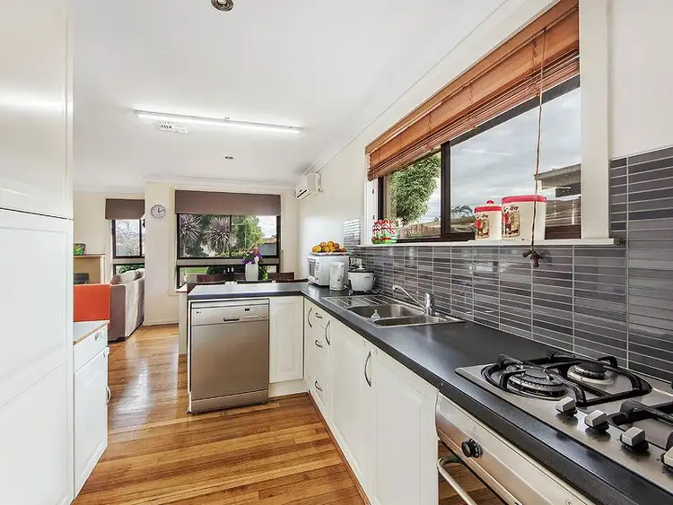 Fifth view of Homely unit listing, 1/8 McRae Avenue, St Albans VIC 3021