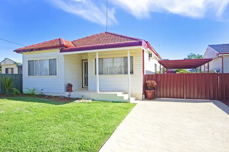 29 Melbourne St, Oxley Park NSW 2760