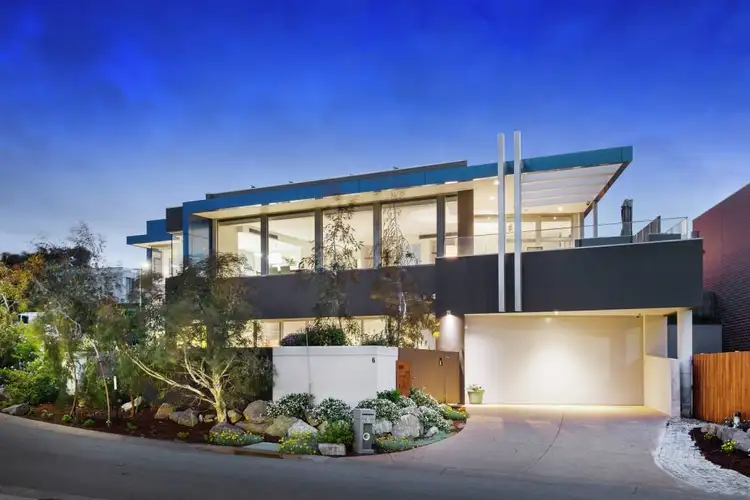 6 Flame Tree Grove, Mornington VIC 3931