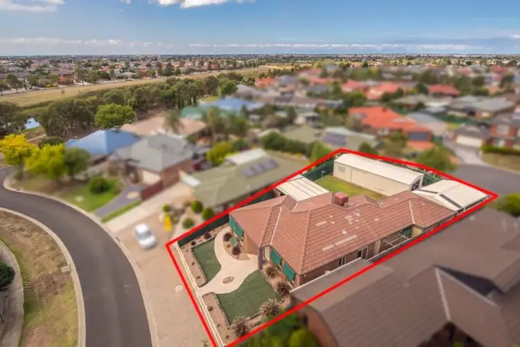 Second view of Homely house listing, 10 Carshalton Court, Hoppers Crossing VIC 3029