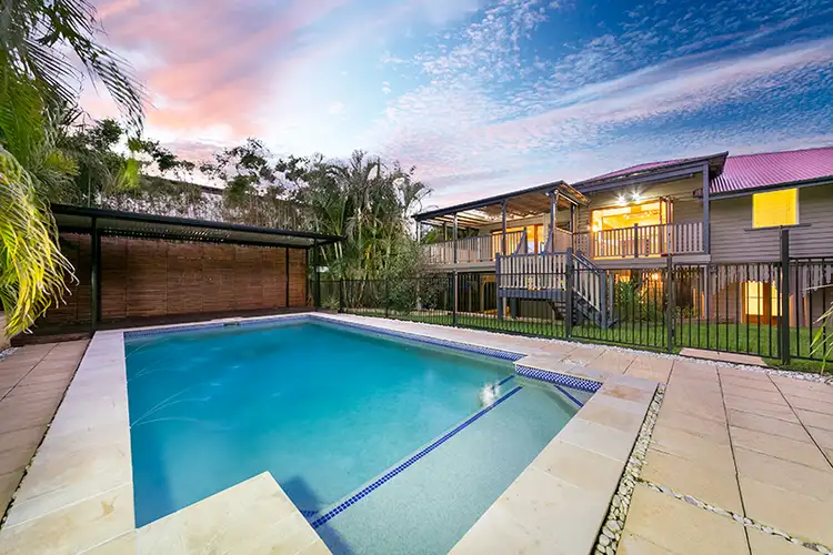 Second view of Homely house listing, 5 Laura Street, Tarragindi QLD 4121