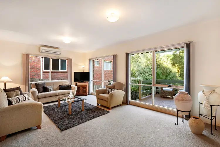 Fourth view of Homely house listing, 3 Sunninghill Court, Mitcham VIC 3132