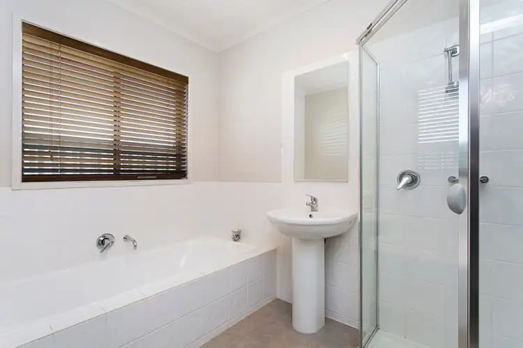 Fifth view of Homely house listing, 7 Kensington Grove, North Bendigo VIC 3550