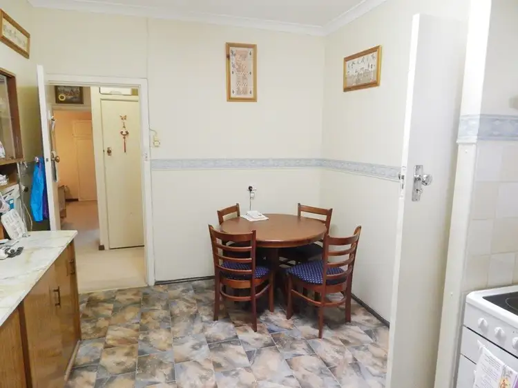 Fifth view of Homely house listing, 5 Burns Street, Cloverdale WA 6105