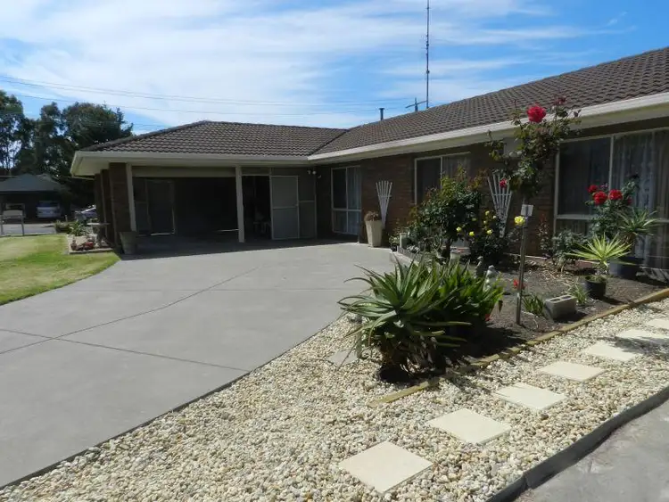 1 Callistemon Court, Paynesville VIC 3880