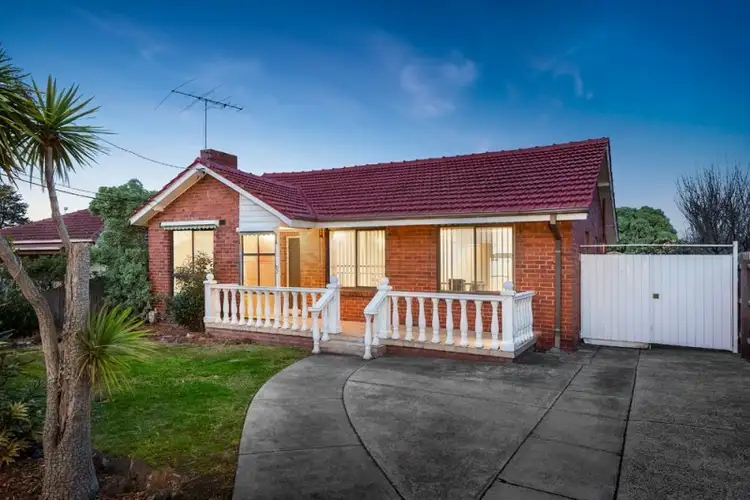 102 Boldrewood Parade, Reservoir VIC 3073