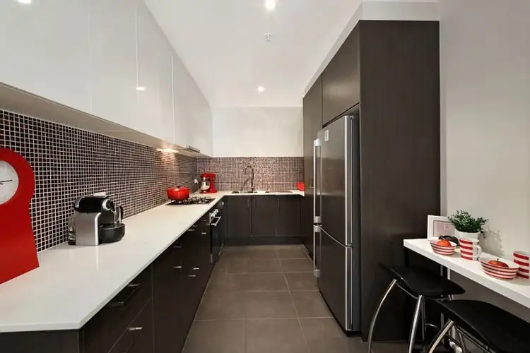 Third view of Homely apartment listing, 4/9-10 Railway Parade, Murrumbeena VIC 3163