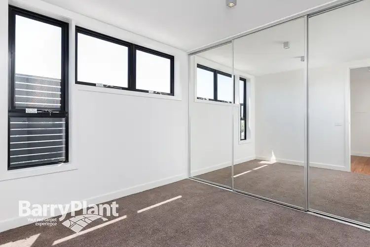 Fifth view of Homely apartment listing, 6 & 7/12 New Street, Dandenong VIC 3175