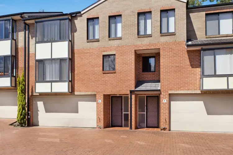2/2 Parsonage Rd, Castle Hill NSW 2154