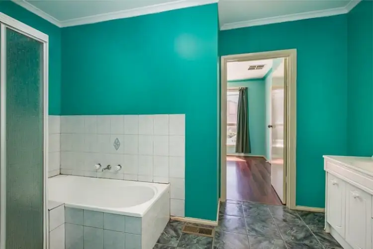 Fifth view of Homely house listing, 1 Howqua Court, Epping VIC 3076