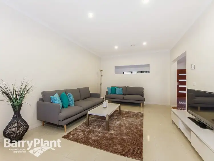 Fourth view of Homely townhouse listing, 112 Cairnlea Drive, Cairnlea VIC 3023