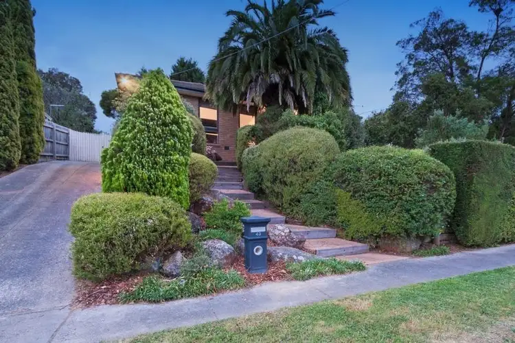 43 Mareeba Crescent, Bayswater VIC 3153