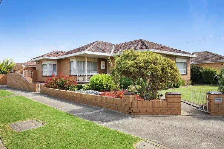 1 Larool Crescent, Sunshine West VIC 3020