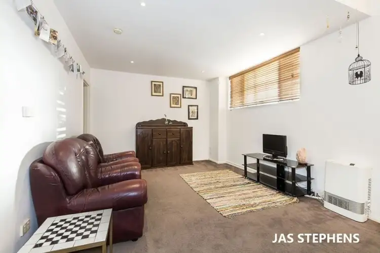 Fifth view of Homely unit listing, 2/104 Monash Street, Sunshine VIC 3020