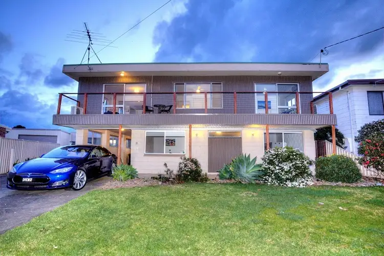 8 Horne Avenue, St Leonards VIC 3223