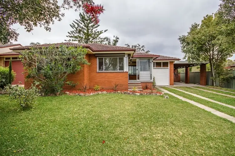 23 Chelmsford Drive, Metford NSW 2323
