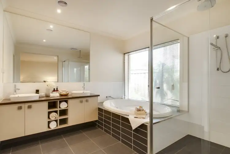 Fourth view of Homely house listing, 25 Nagle Drive, Sandhurst VIC 3977