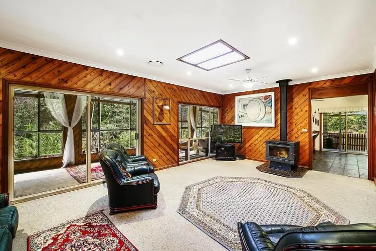 23 Pearl Beach Drive, Pearl Beach NSW 2256