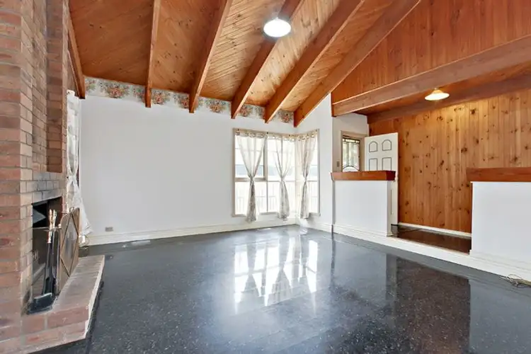 Second view of Homely house listing, 8 Adele Court, Hoppers Crossing VIC 3029