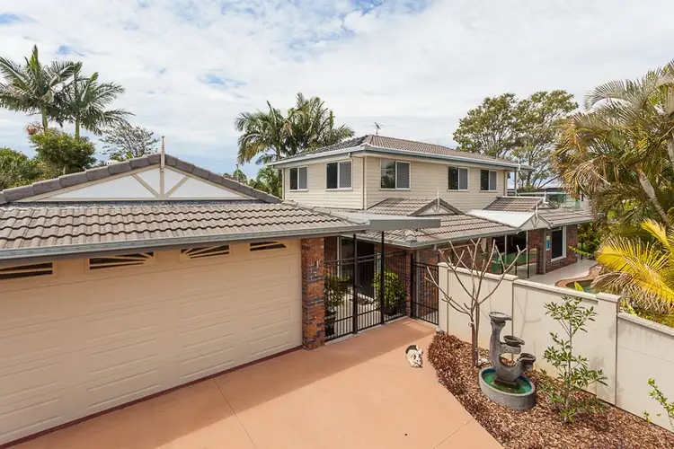 1 Fryar Street, Victoria Point QLD 4165