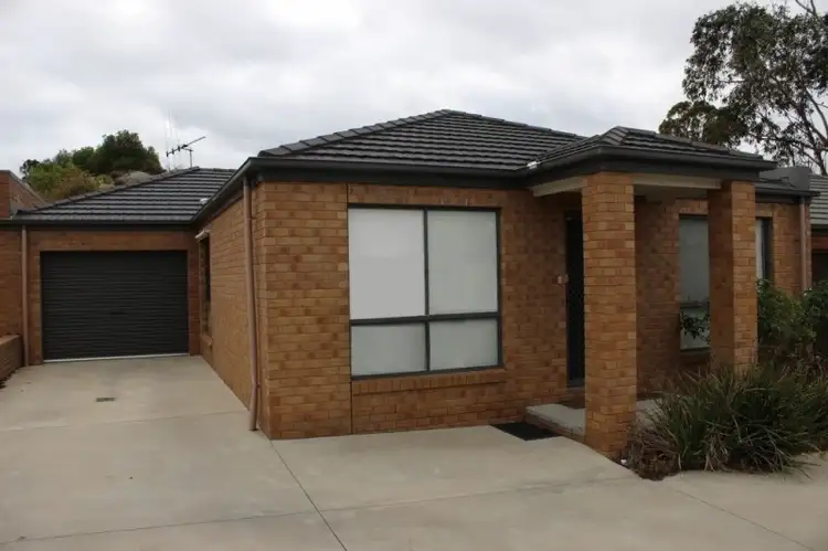 Main view of Homely house listing, 2/34 Cunneen Street, Long Gully VIC 3550