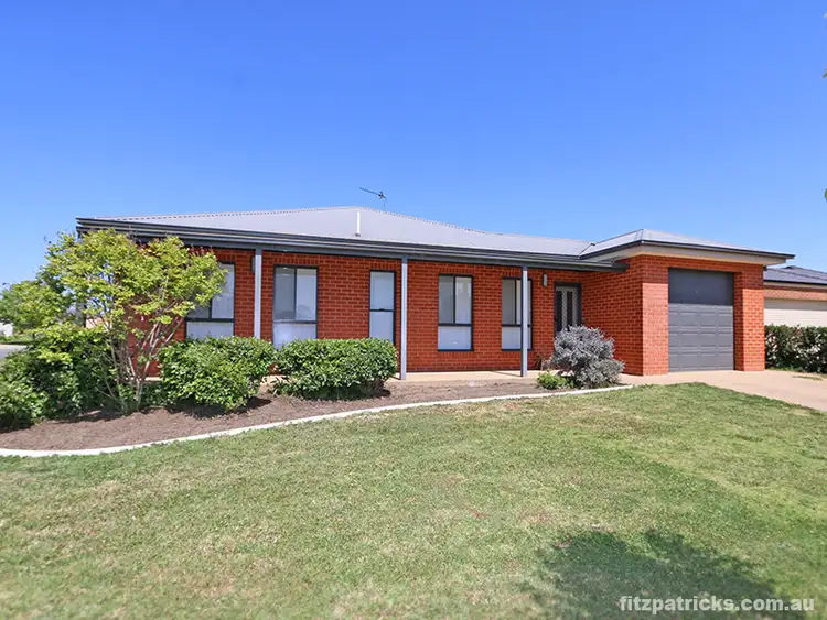 Second view of Homely unit listing, 2/19 Walla Place, Glenfield Park NSW 2650